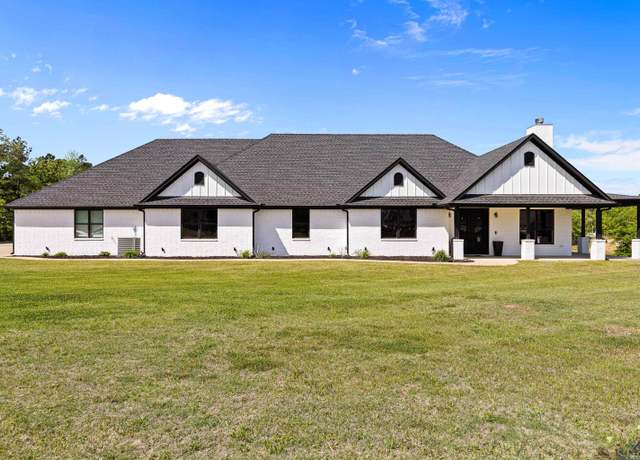 Property at 4279 S Old Hwy 135, Kilgore, TX 75662, 7 beds, 3.5 baths
