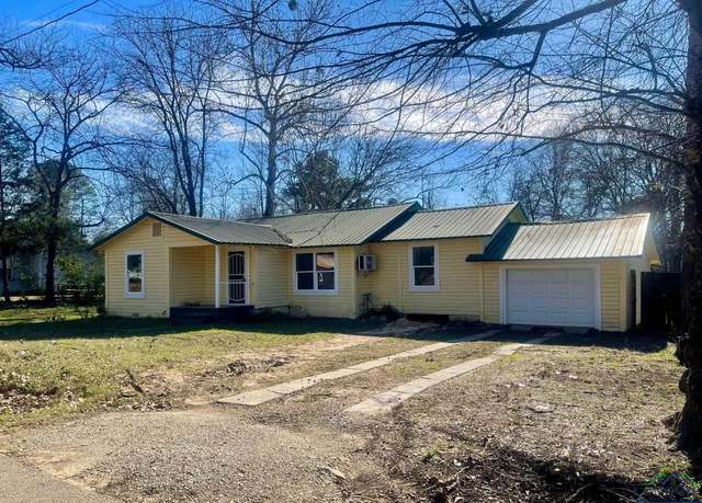 Property at 338 E Peters St, De Kalb, TX 75559, 3 beds, 2 baths