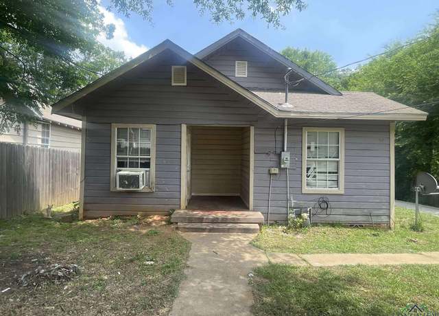 Property at 800 High St, Marshall, TX 75670, 3 beds, 1 bath