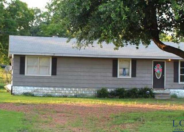 Property at 163 E Van Buren St, Beckville, TX 75631, 3 beds, 2 baths