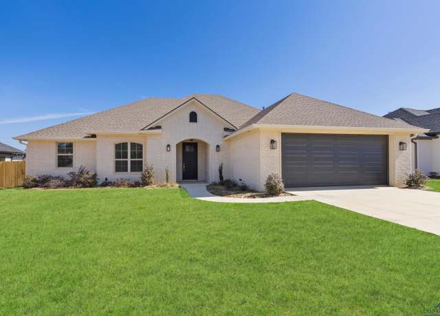 Property at 5602 Osprey Pl, Longview, TX 75605, 4 beds, 2.5 baths