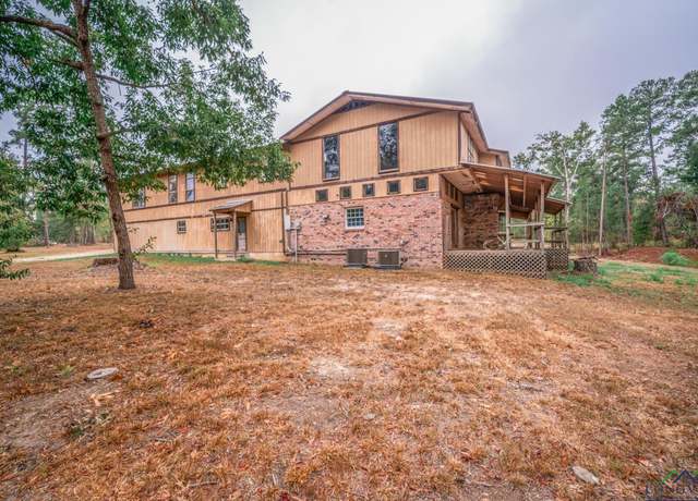 Property at 6247 Peters Chapel Rd, Karnack, TX 75661, 4 beds, 4 baths