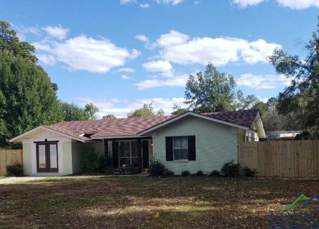 Property at 706 Marshall, Carthage, TX 75633, 4 beds, 2 baths