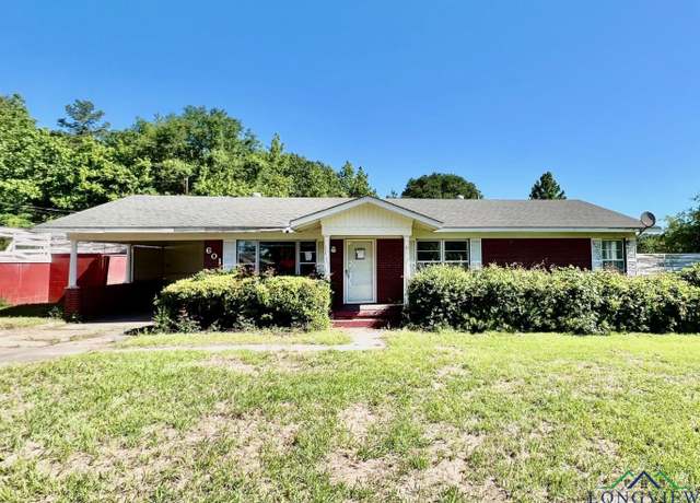 Property at 601 Sunset Dr, Marshall, TX 75672, 4 beds, 2.5 baths