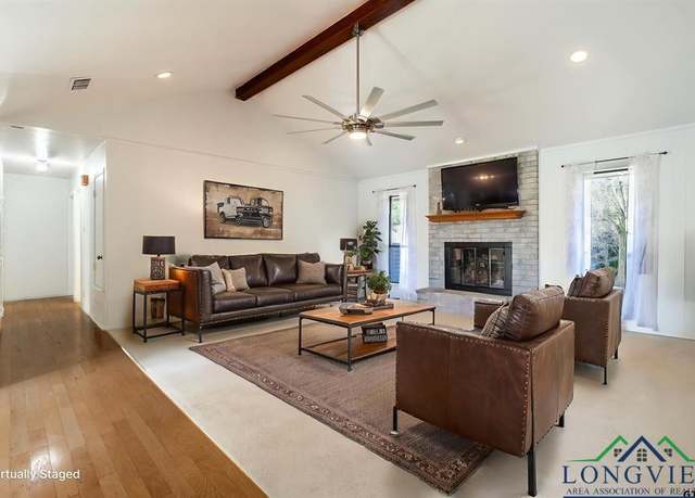 Property at 354 Royal Cir, Whitehouse, TX 75791, 4 beds, 2 baths