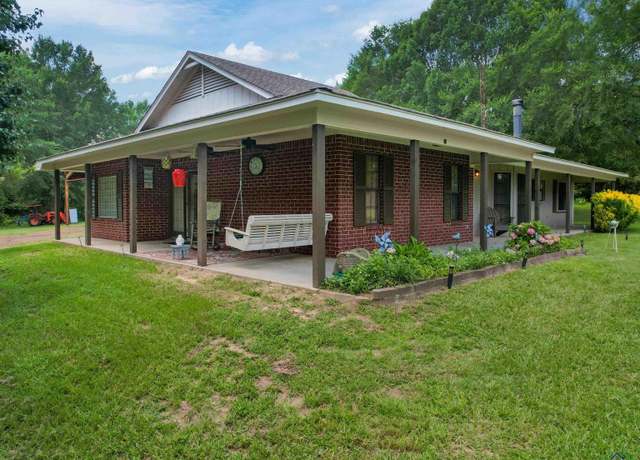 Property at 591 N Live Oak Rd, Gilmer, TX 75644, 3 beds, 2 baths