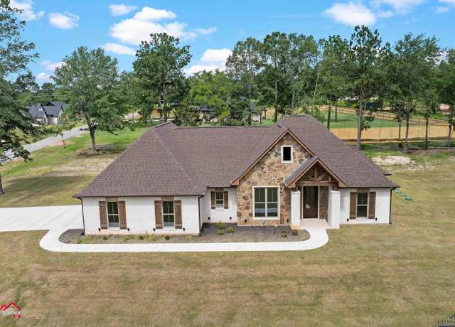 Property at 455 Clara Ln, Kilgore, TX 75662, 4 beds, 2 baths