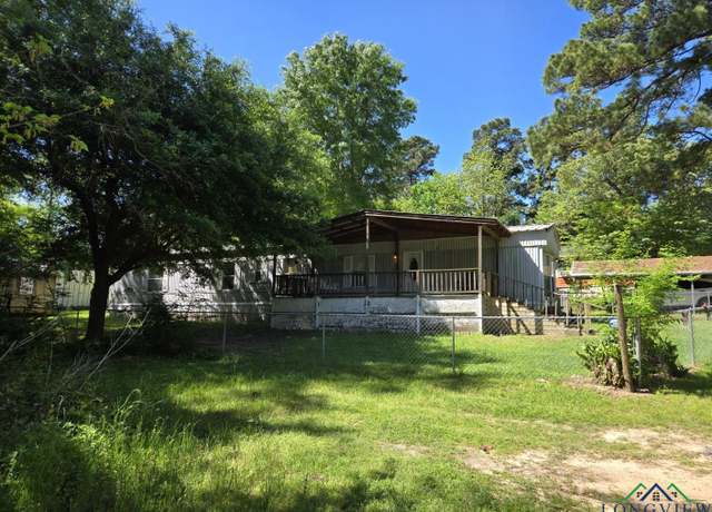 Property at 135 Cr 1628, Jacksonville, TX 75766, 3 beds, 2 baths