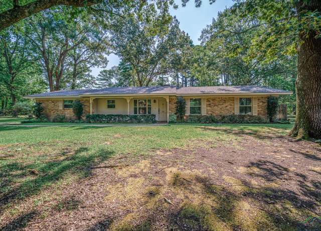 Property at 209 Mckinley Ln, Longview, TX 75604, 3 beds, 2 baths