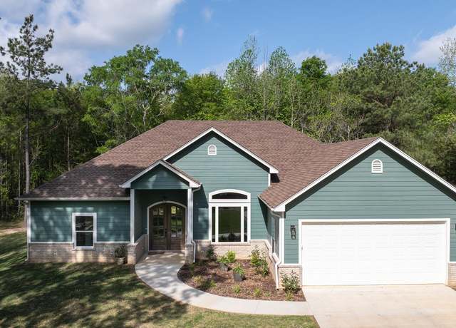 Property at 46 County Road 3442, Atlanta, TX 75551, 3 beds, 2.5 baths