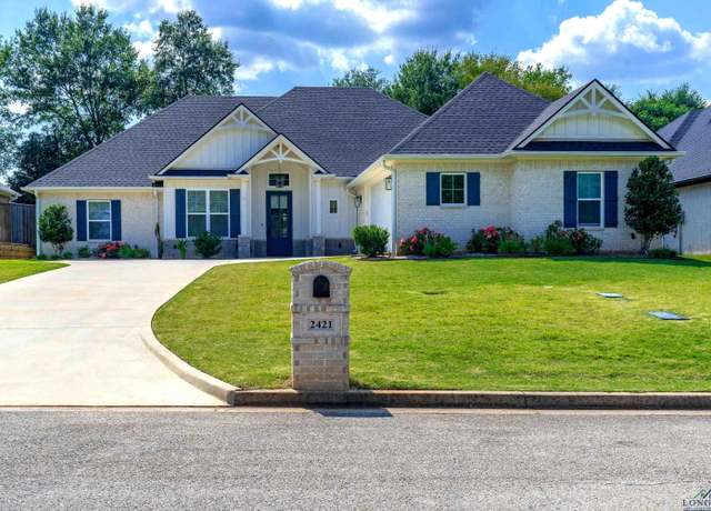 Property at 2421 Clayton St, Longview, TX 75605, 4 beds, 2.5 baths
