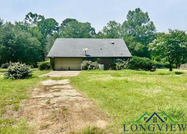 Property at 106 Stephanie St, Longview, TX 75604, 3 beds, 3.5 baths