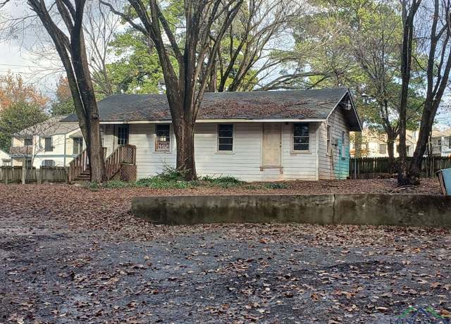 Property at 2102 Tryon Rd, Longview, TX 75605, 2 beds, 2 baths