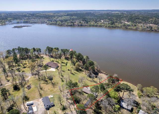 Property at 2574 County Road 3412, Chandler, TX 75758, 2 beds, 2 baths