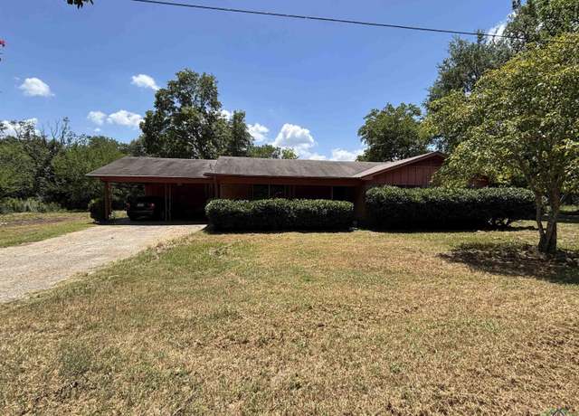 Property at 144 Faggett Rd, Gladewater, TX 75647, 3 beds, 2 baths