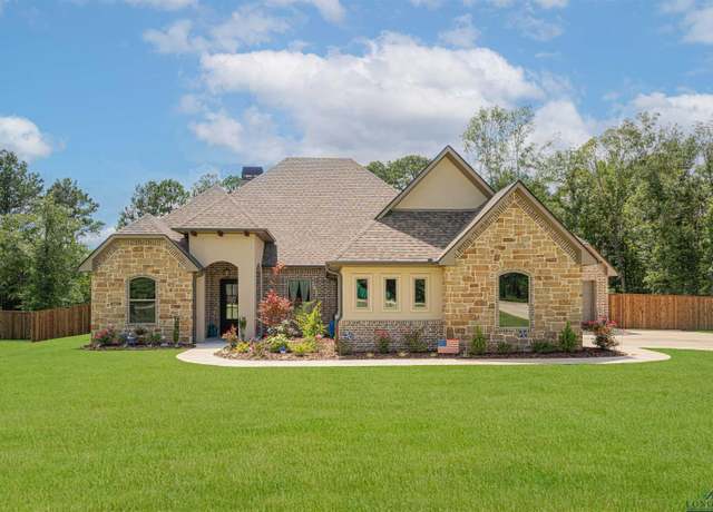 Property at 125 Thorn Briar, Longview, TX 75602, 4 beds, 3 baths