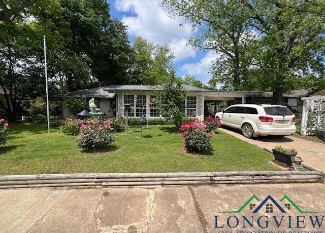 Property at 204 Maple Ave, Gladewater, TX 75647, 3 beds, 1 bath