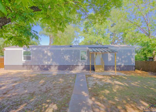 Property at 4302 Dortch Dr, Longview, TX 75605, 2 beds, 2 baths
