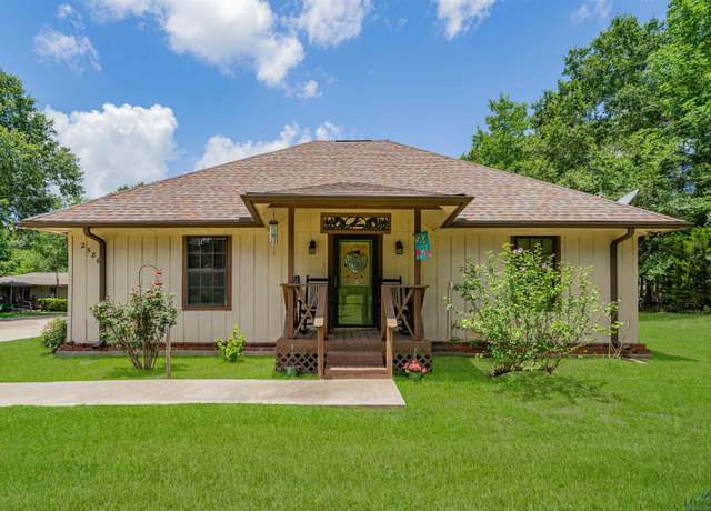 Property at 2586 Mount Pisgah Rd, Kilgore, TX 75662, 2 beds, 2 baths