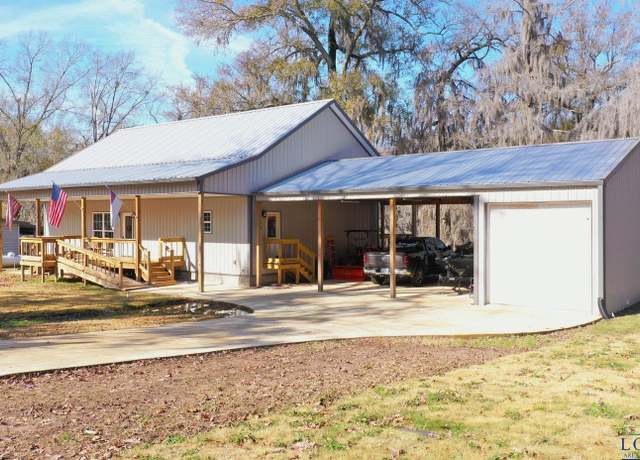Property at 1960 Marion County Road 3636, Jefferson, TX 75657, 2 beds, 2 baths