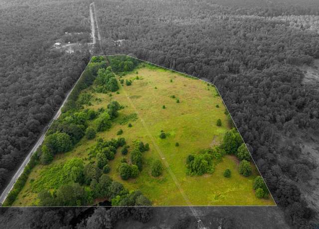 Property at 6725 Periwinkle Rd, Ore City, TX 75683