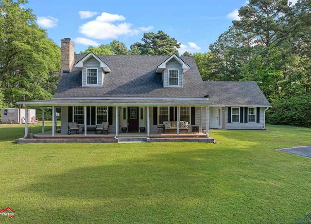 Property at 1201 Cr 212, Henderson, TX 75652, 4 beds, 2 baths