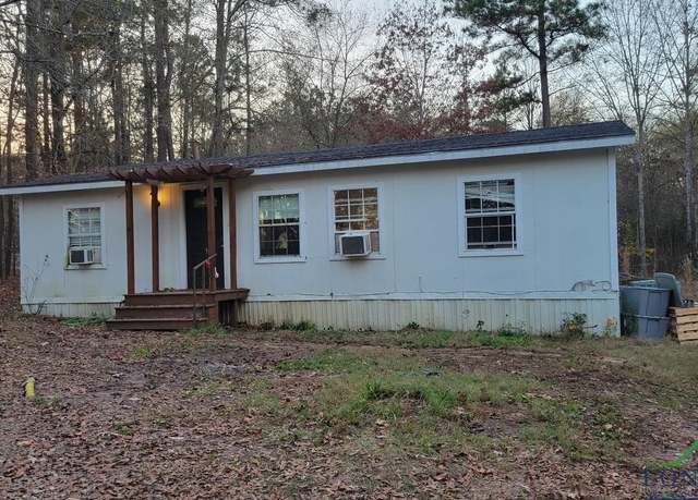 Property at 15041 Cr 298, Kilgore, TX 75662, 3 beds, 2 baths