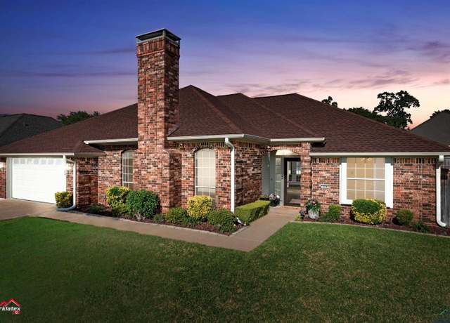 Property at 404 Lakewood Dr, Longview, TX 75604, 3 beds, 2.5 baths