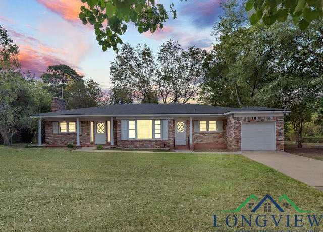 Property at 2104 Karnack Hwy, Marshall, TX 75672, 4 beds, 2 baths
