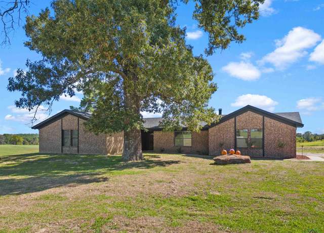 Property at 10172 Fm 2767, Tyler, TX 75708, 4 beds, 2 baths