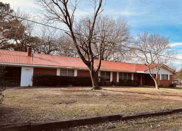 Property at 1503 N Titus, Jefferson, TX 75657, 4 beds, 2 baths