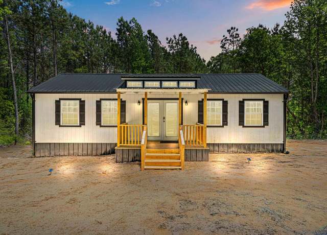 Property at 9190 County Road 2136, Henderson, TX 75652, 2 beds, 1 bath
