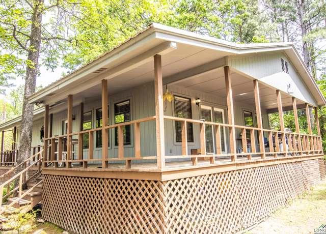 Property at 121 Dogwood Ave, Jefferson, TX 75657, 2 beds, 1 bath