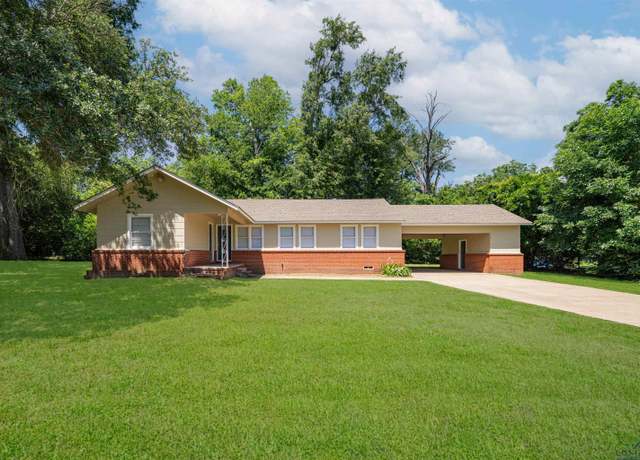 Property at 12040 Hwy 271 S, Gladewater, TX 75647, 3 beds, 2 baths