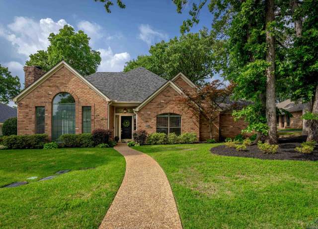 Property at 1200 Lovers Ln, Longview, TX 75604, 3 beds, 2.5 baths