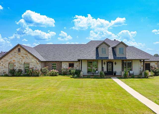 Property at 225 Clements Cir, Tatum, TX 75691, 5 beds, 5 baths