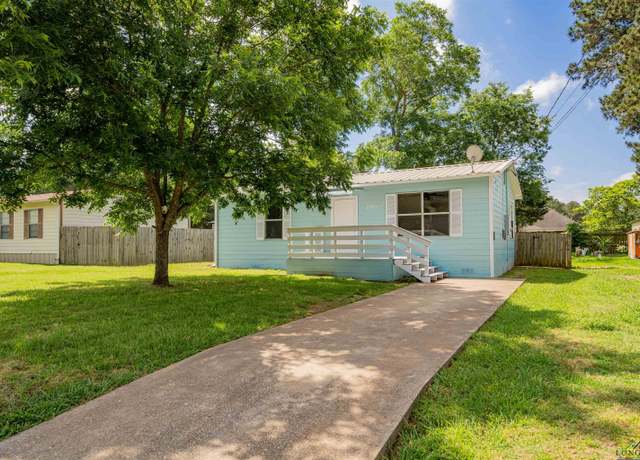 Property at 100 Dickson Ct, Kilgore, TX 75662, 2 beds, 1 bath
