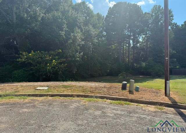 Property at 1900 Miria Ct, Longview, TX 75601