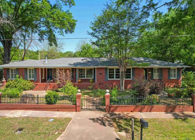 Property at 108 W 2nd St, Hughes Springs, TX 75656, 3 beds, 2.5 baths