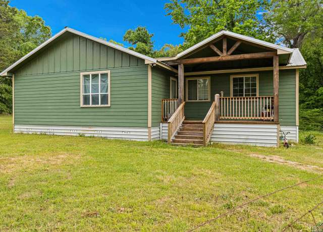 Property at 309 N Old State Highway 135, Gladewater, TX 75647, 3 beds, 2 baths