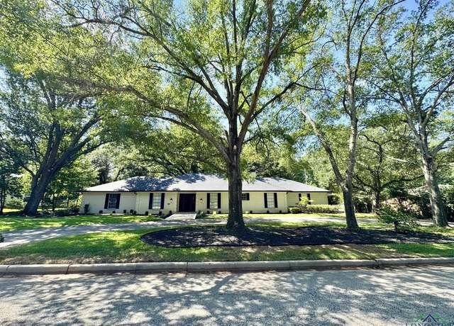 Property at 14 Pegues Pl, Longview, TX 75601, 4 beds, 2.5 baths