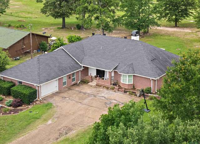 Property at 473 Cupit Rd, Longview, TX 75604, 3 beds, 3 baths