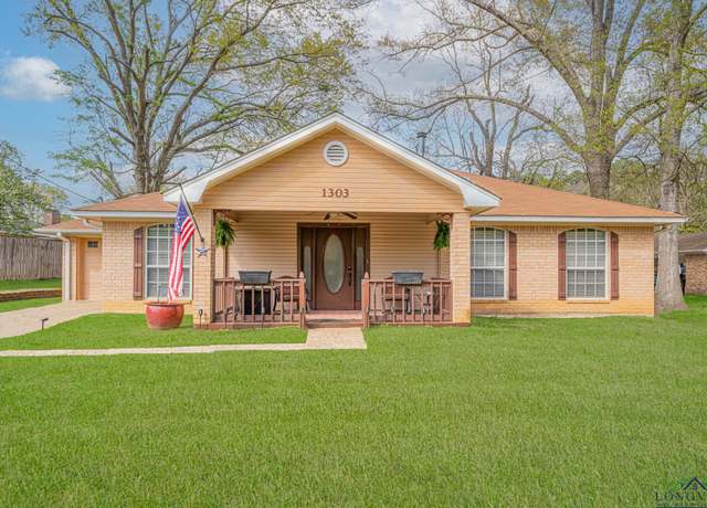 Property at 1303 Garner Ln, Longview, TX 75605, 3 beds, 2 baths