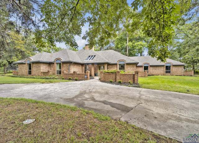 Property at 202 Timberlane Dr, Carthage, TX 75633, 4 beds, 3 baths