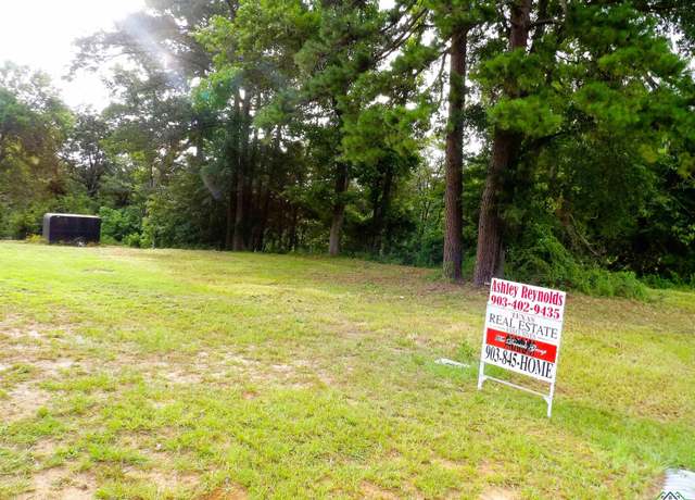 Property at 3072 N Point Pleasant Rd, Gladewater, TX 75647