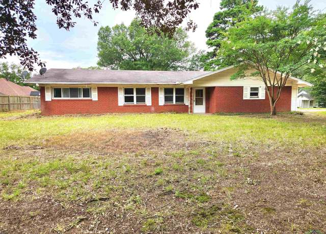 Property at 207 N White Oak Rd, White Oak, TX 75693, 6 beds, 3 baths