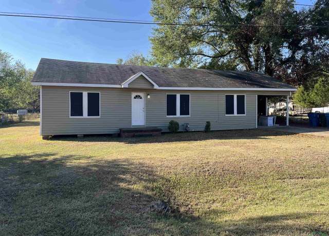 Property at 906 S Lakeview Dr, Marshall, TX 75672, 3 beds, 1 bath