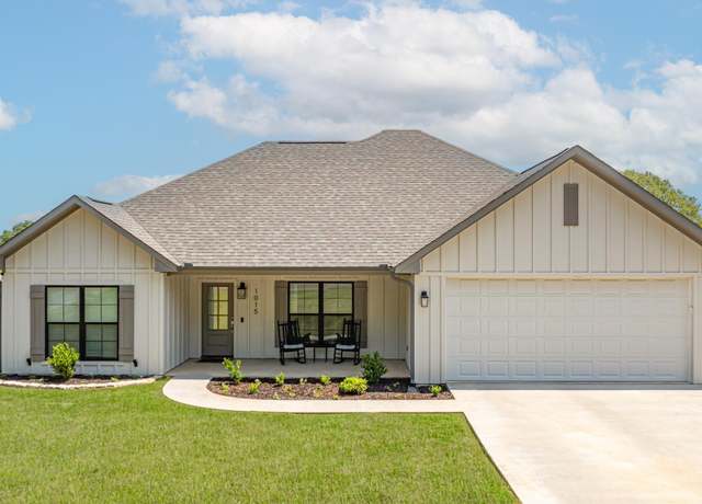 Property at 1015 Cr 2950, Alba, TX 75410, 3 beds, 2 baths