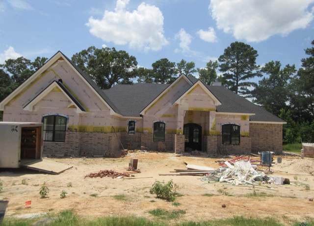 Property at 170 Waterfowl Ln, Longview, TX 75602, 4 beds, 3.5 baths