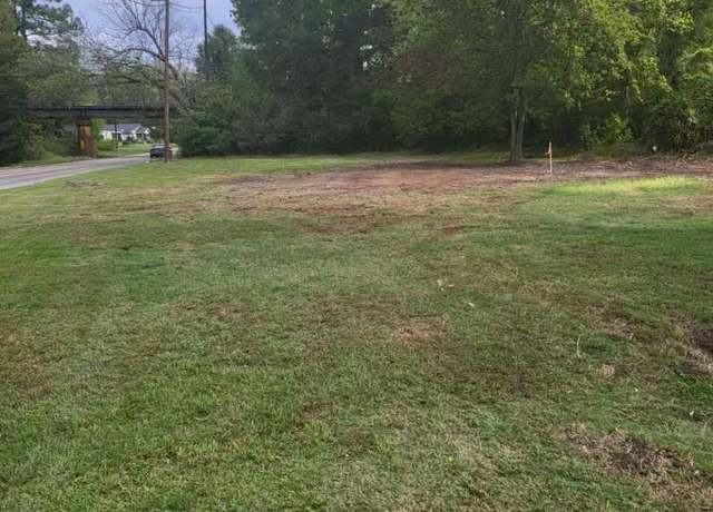 Property at 302 St. John, Jefferson, TX 75657